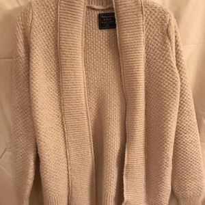 Abercrombie REALLY SOFT cardigan almost new